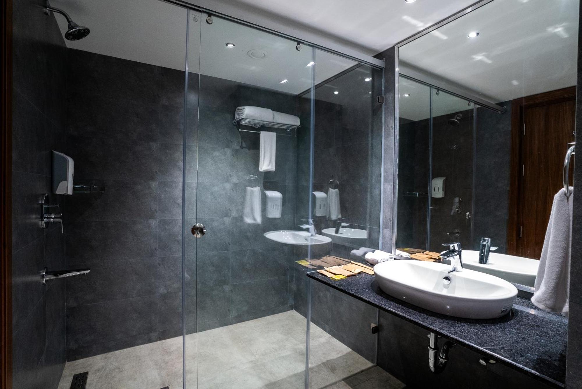 Lilac Hotel Guruvāyūr 部屋 写真