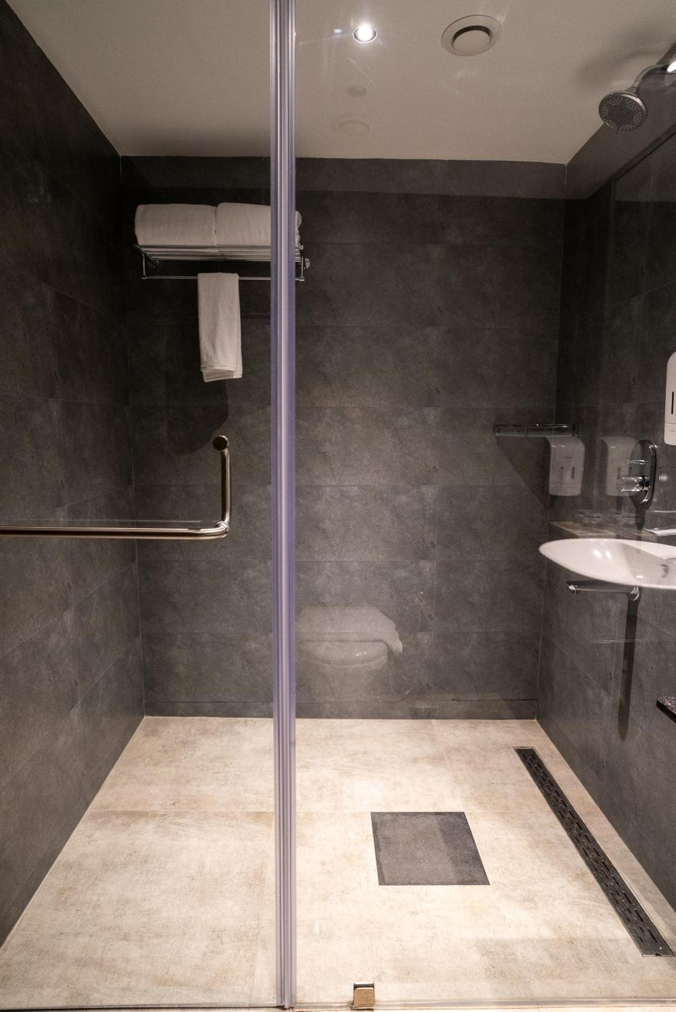 Lilac Hotel Guruvāyūr 部屋 写真